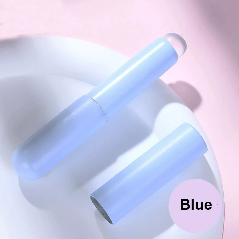 Silikon-Lippenpinsel mit Kappe, Concealer-Pinsel, Lippenbalsam- und Lipgloss-Pinsel, Make-up-Pinsel, wiederverwendbarer Lippenstiftapplikator für perfektes Make-up, einfach aufzutragen, Beauty-Pinsel, Reise- und tragbare Maniküre-Werkzeuge